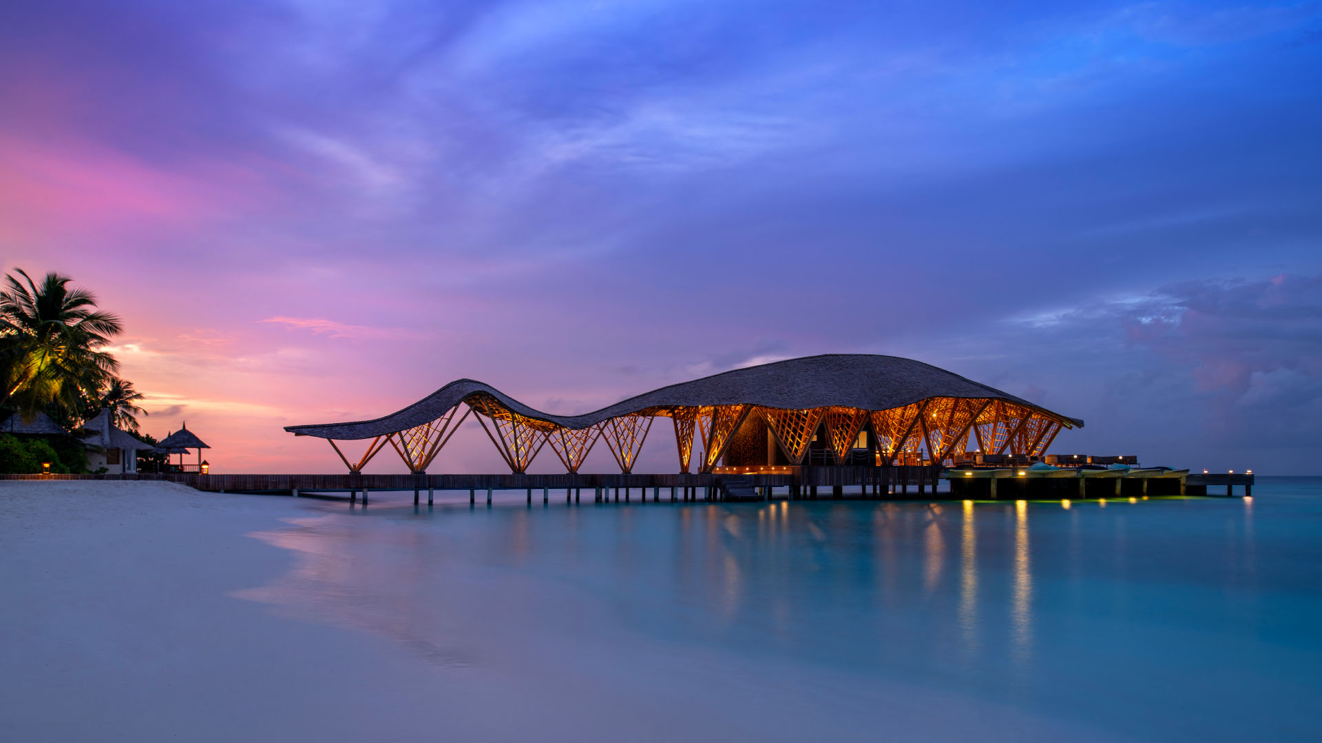 Madi Hiyaa at Banyan Tree Vabbinfaru